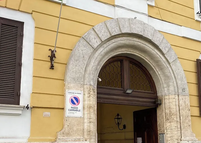 Oda ve Kahvaltı Laocoonte Roma